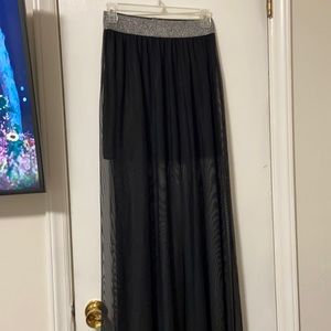 Black long skirt